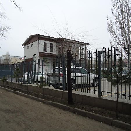 Hotel Tumar Bischkek Exterior foto